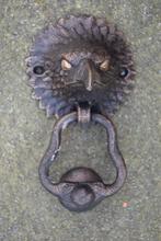 Frappe porte, heurtoir en fonte patinée (le rapace)., Enlèvement ou Envoi, Neuf