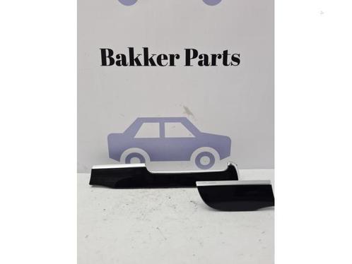 Dashboard sierlijst van een Volkswagen Golf, Auto-onderdelen, Dashboard en Schakelaars, Volkswagen, Gebruikt, 3 maanden garantie