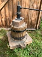Houten pers, Ophalen