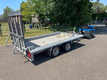 Hapert HV2700 machinetransporter met oprijklep beschikbaar voor biedingen