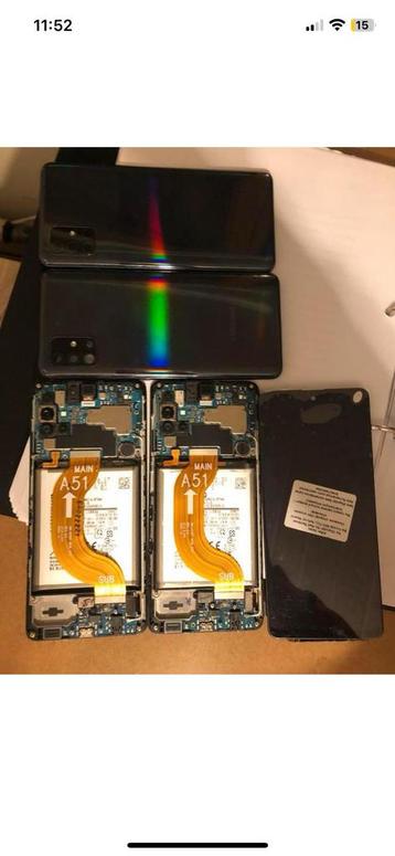2x Samsung Galaxy A51 voor onderdelen beschikbaar voor biedingen