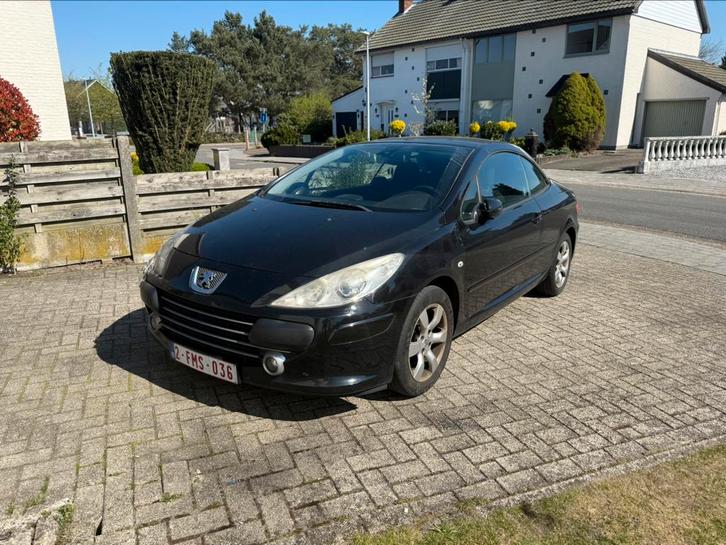 Peugeut 307CC, Auto's, Peugeot, Particulier, Benzine, Cabriolet, 3 deurs, Handgeschakeld, Zwart, Zwart, Onderhoudsboekje, Ophalen