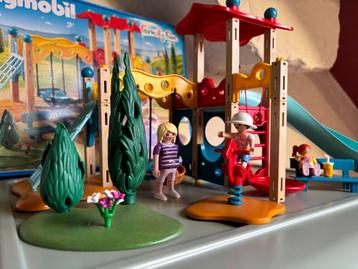 PLaymobil Family Fun Speeltuin beschikbaar voor biedingen