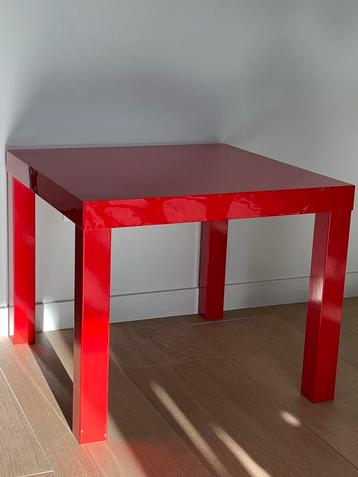 Ikea lack bijzettafeltje 50cm x 50 cm beschikbaar voor biedingen