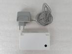 Witte Nintendo DSi console met oplader, Games en Spelcomputers, Spelcomputers | Nintendo DS, Ophalen of Verzenden, Gebruikt, Wit