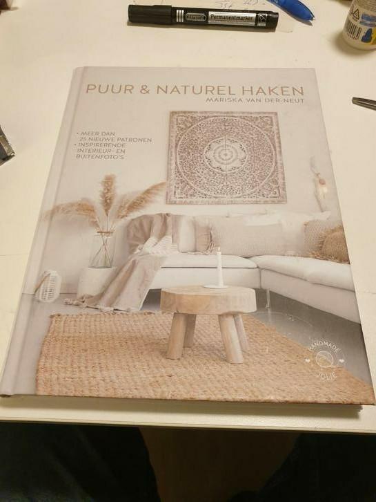 Mariska van der Neut - Puur & Naturel Haken, Boeken, Hobby en Vrije tijd, Zo goed als nieuw, Ophalen of Verzenden