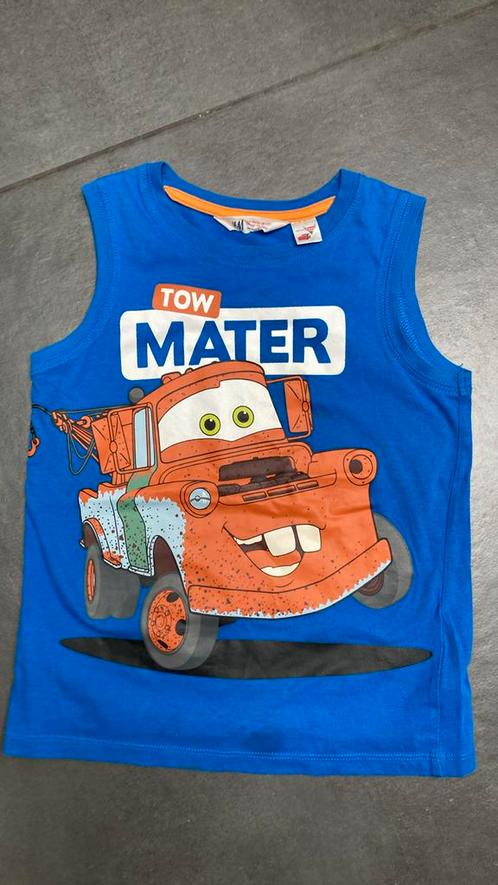 335: Mouwloze t shirt “Cars” maat 116, Kinderen en Baby's, Kinderkleding | Maat 116, Ophalen of Verzenden
