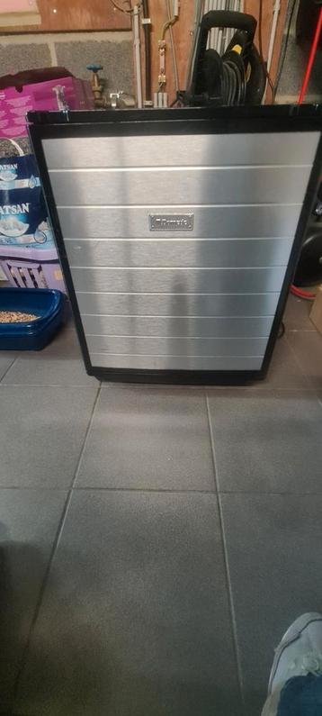 Petit frigo dometic  beschikbaar voor biedingen