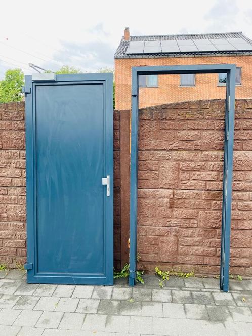 Aluminium buitendeur garagedeur, Doe-het-zelf en Bouw, Deuren en Vliegenramen, Zo goed als nieuw, Buitendeur, 200 tot 215 cm, 80 tot 100 cm