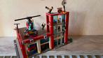 Brandweerkazerne met auto’s en helikopter, Enlèvement, Utilisé, Ensemble complet, Lego