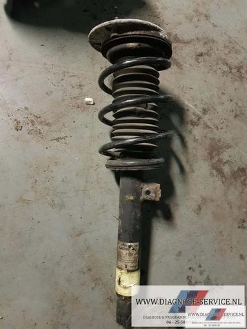 BMW M3 E46 veerpoot rechts 2282476 beschikbaar voor biedingen