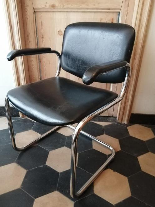 vintage stoel  'Thonet S64 pv', Antiek en Kunst, Curiosa en Brocante, Ophalen