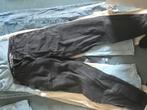 Vrouw broek, Motoren, Ophalen