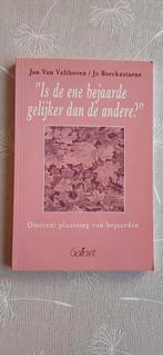 Gratis boek: is de ene bejaarde gelijker dan de andere?, Boeken, Advies, Hulp en Training, Ophalen, Zo goed als nieuw