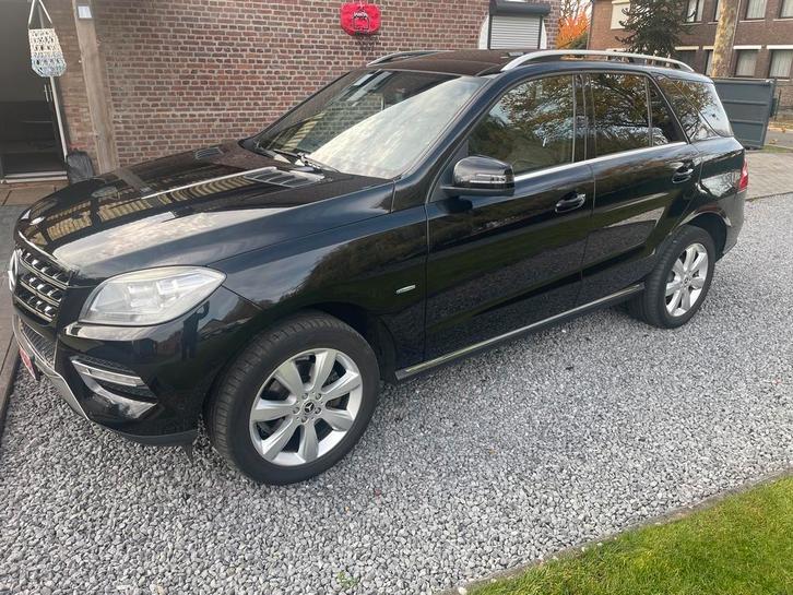 Mercedes ML 250 Black blue efficiency euro6, Auto's, Mercedes-Benz, Particulier, M-Klasse, ABS, Airbags, Airconditioning, Alarm