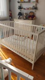 Kinderbedje met matras en donsdeken, hoeslaken., Kinderen en Baby's, Kinderkamer | Complete kinderkamers, Ophalen, Gebruikt