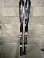 Skis alpins avec chaussures et bâtons, Autres marques, Ski, Enlèvement, 140 à 160 cm
