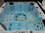 Jacuzzi Balboa pour 5 personnes, Jardin & Terrasse, Jacuzzis, Comme neuf, Pompe, Enlèvement ou Envoi