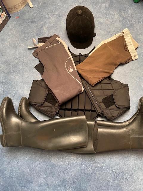 Equipement complet d'équitation, Animaux & Accessoires, Vêtements d'équitation, Utilisé, Femmes, Autres types, Enlèvement