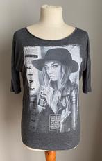 Grijs topje Madonna maat S, Kleding | Dames, Verzenden, Korte mouw, Maat 36 (S), Grijs