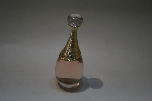 Dior J'Adore Eau de parfum 100ml neuf, 100% authentique, Bijoux, Sacs & Beauté, Beauté | Parfums, Neuf, Enlèvement ou Envoi