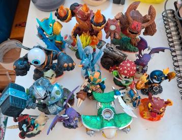 Skylanders de différentes séries, Enlèvement ou Envoi, Comme neuf