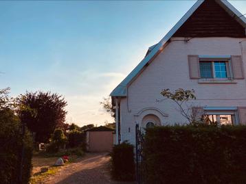Gerenoveerde mijnwerkerswoning te Genk 3 slpk en tuin beschikbaar voor biedingen