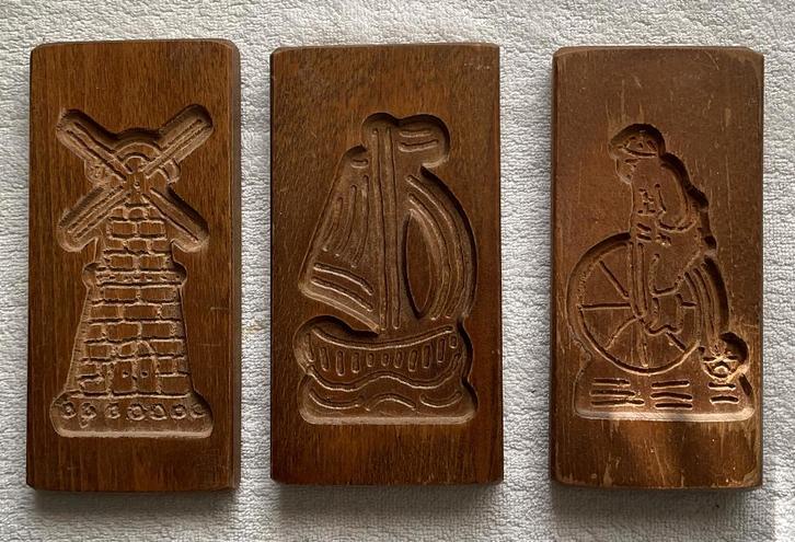 Speculaasplankjes, 3 verschillende, handgestoken bakvormpjes, Antiek en Kunst, Antiek | Keukengerei, Ophalen