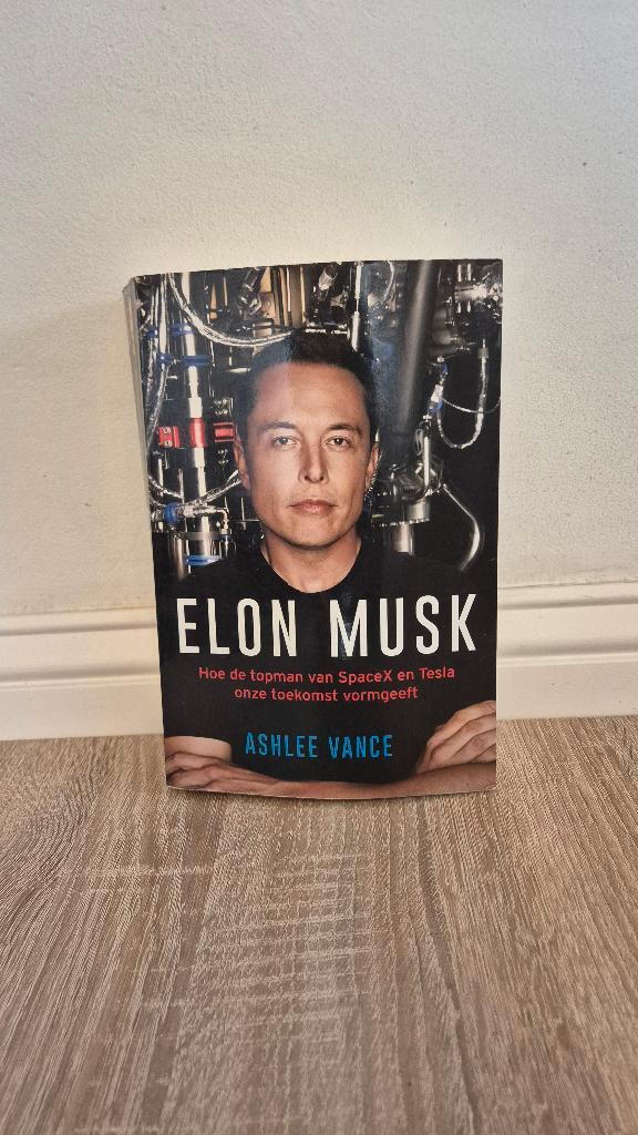 Elon Musk biografie door Ashlee Vance, Boeken, Biografieën, Gelezen, Ophalen