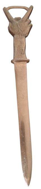 ouvre-lettres britannique de la Seconde Guerre mondiale, Envoi