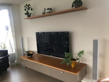 Te koop  Interstar TV kast met bovenplank  beschikbaar voor biedingen
