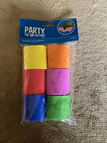 6 rolletjes in crepepapier om te knutselen (nieuw in de verp beschikbaar voor biedingen