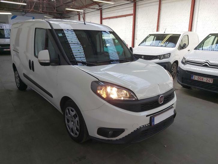 fiat doblo, Autos, Camionnettes & Utilitaires, Particulier, Achat, ABS, Caméra de recul, Régulateur de distance, Airbags, Air conditionné