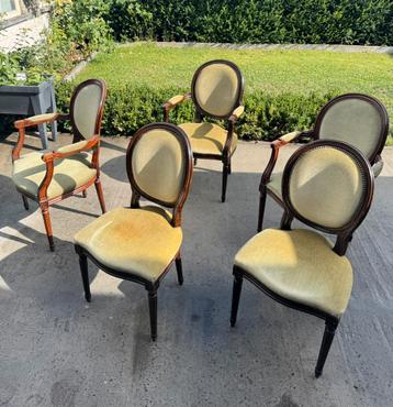 Set van 5 antieke Louis XVI stoelen, gesneden hout, fluweel beschikbaar voor biedingen
