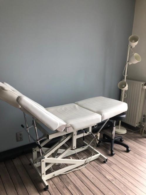 tweedehands massagetafel, elektrisch en professioneel gebrui, Elektronische apparatuur, Persoonlijke Verzorgingsapparatuur, Gebruikt