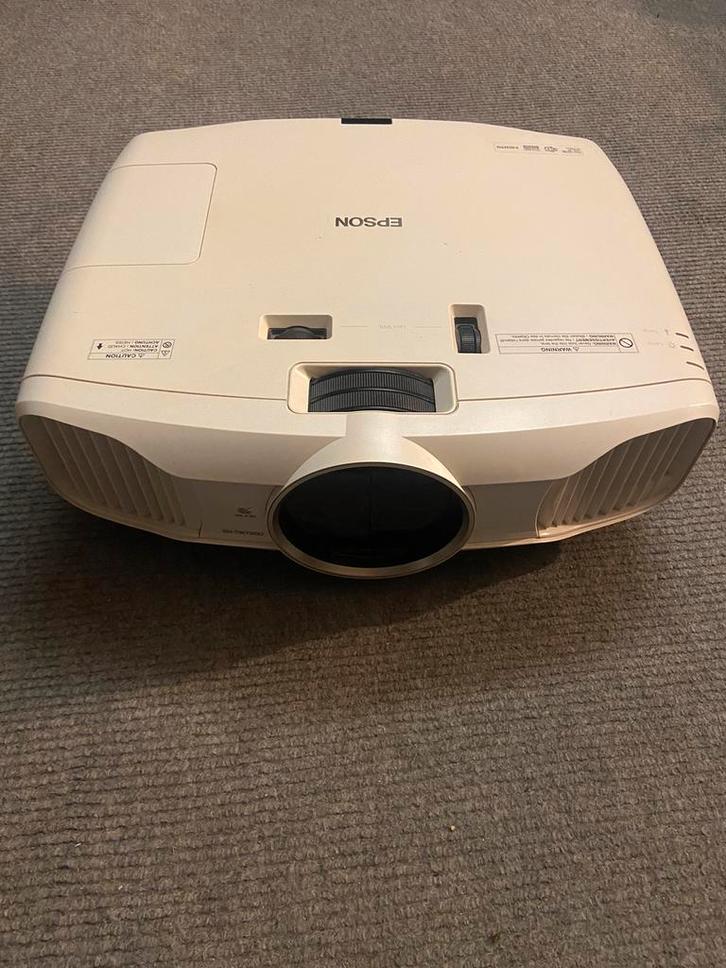 Epson eh-tw 7200 met scherm, Audio, Tv en Foto, Beamers, Zo goed als nieuw, DLP, Full HD (1080), Ophalen