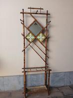 Porte manteau 1900 en bambou carrelage et miroir
