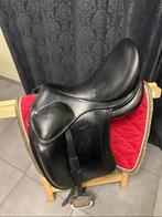 Selle de dressage Childeric 17,5 pouces, Dieren en Toebehoren, Ophalen, Gebruikt, Dressuur