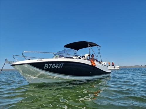 Quicksilver ref 605 Active Sundeck motor Yamaha 150hp remorq, Watersport en Boten, Motorboten en Motorjachten, Elektrisch, Ophalen