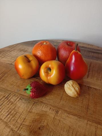 Decoratief kunstfruit / nepfruit beschikbaar voor biedingen