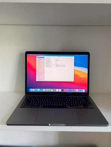 MacBook Pro 13 pouces gris sid i5 4 coeurs 16GB 500GB SSD beschikbaar voor biedingen