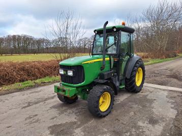 John Deere 5515V