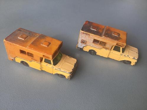Twee HUSKY uit +/- 1968 compleet ~ ford camper ~, Hobby en Vrije tijd, Modelauto's | 1:87, Gebruikt