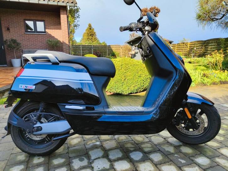 NIU N-GT Sport - 2 batterijen - 7177km - topstaat, Motoren, Motoren | Overige merken, Particulier, Scooter, Cruise Control, LED Verlichting