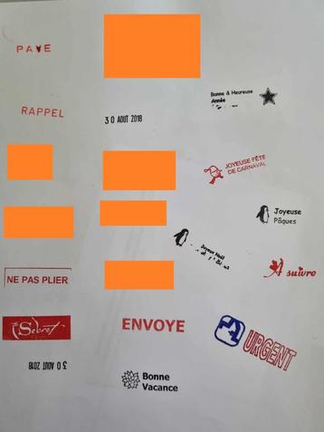 A vendre au choix tampon encreur REGARDEZ les photos, Divers, Envoi, Comme neuf