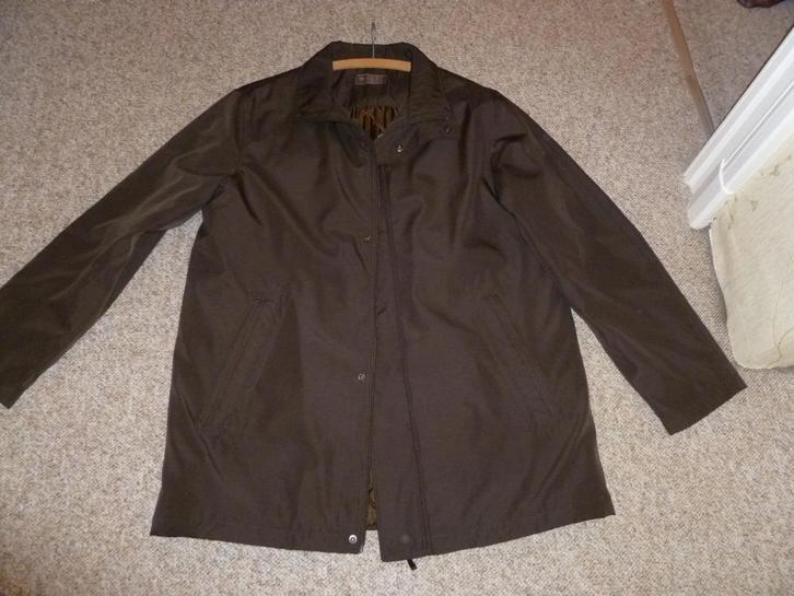 Bruine jas maat 54 - Brice, Kleding | Heren, Jassen | Winter, Zo goed als nieuw, Maat 52/54 (L), Bruin, Ophalen of Verzenden