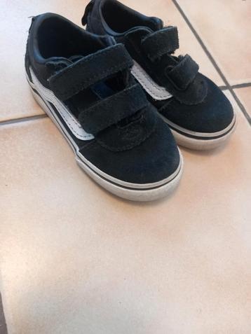 Vans maat 22 beschikbaar voor biedingen