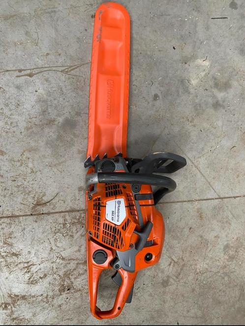 Te huur husqvarna 562 xp automatic mark 2, Doe-het-zelf en Bouw, Gereedschap | Zaagmachines, Zo goed als nieuw, Kettingzaag, Ophalen