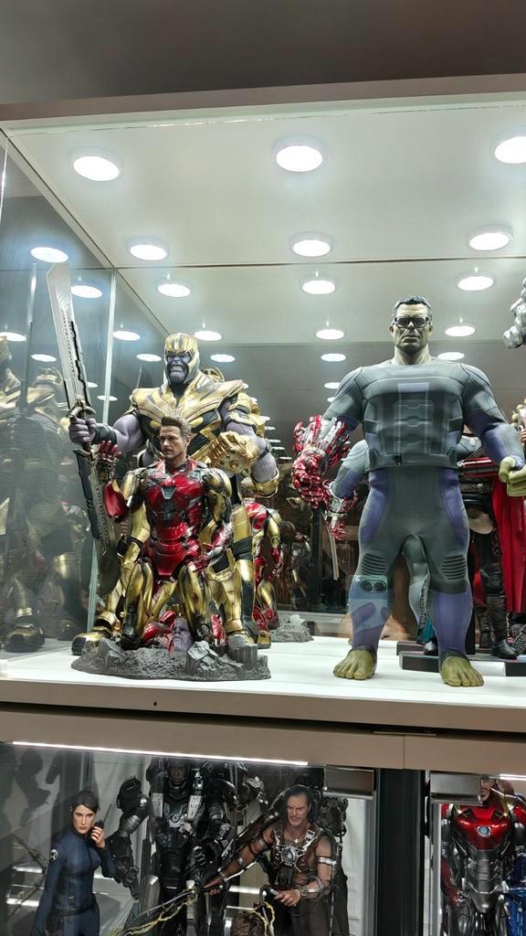 Figurine Hot toys a vendre - plusieurs pièces, Verzamelen, Beelden en Beeldjes, Ophalen of Verzenden