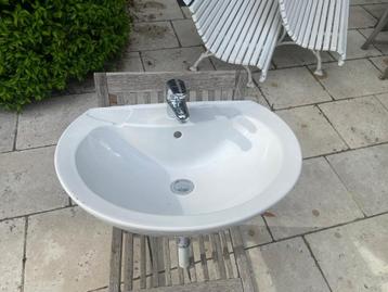 lavabo de 60 cm avec robinet Ideal Standard, Enlèvement, Comme neuf, 50 à 100 cm, Lavabo ou Évier
